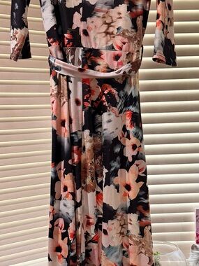 Floral Midi Dress in Black and Blush